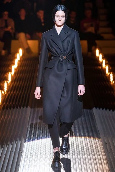 Look 2